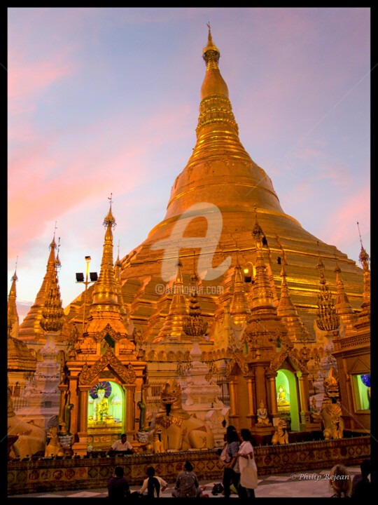 Φωτογραφία με τίτλο "Myanmar 1" από Philip Rejean, Αυθεντικά έργα τέχνης, Ψηφιακή φωτογραφία Τοποθετήθηκε στο Χαρτόνι
