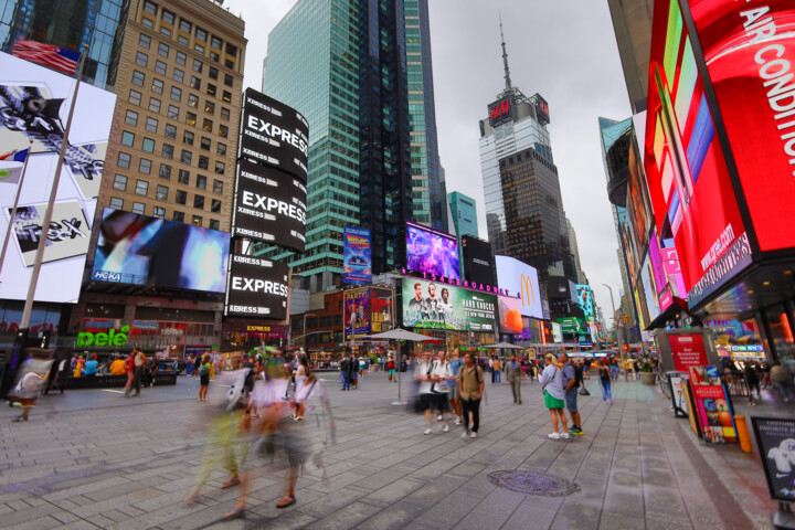 Photography titled "Time square Express" by Philippe Combis (PhilIppe CBS), Original Artwork, Digital Photography