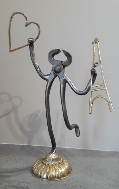 Sculpture titled "J'aime la France" by Philippe Fautrez, Original Artwork