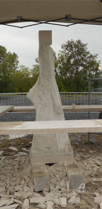 Skulptur mit dem Titel "J+4" von Philippe Olive, Original-Kunstwerk, Stein