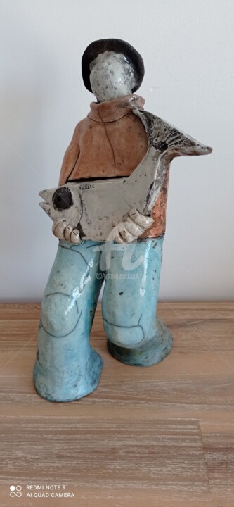 Sculpture titled "Pêcheur" by Philippe Coeurdevey, Original Artwork, Clay