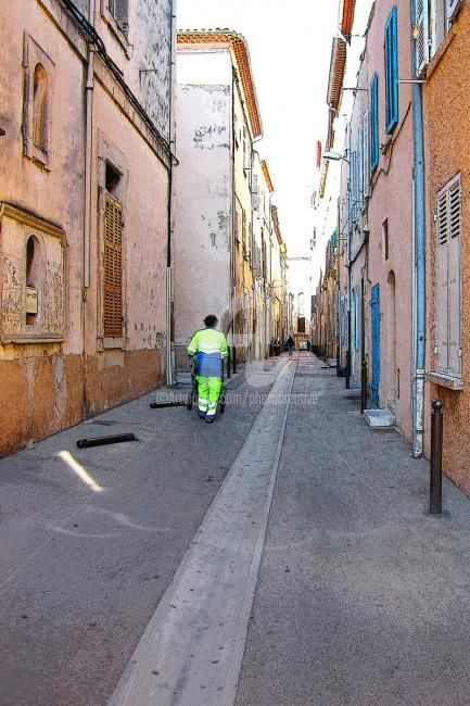 Photography titled "LA CIOTAT - Les rue…" by Josiane Karanian Boularot, Original Artwork