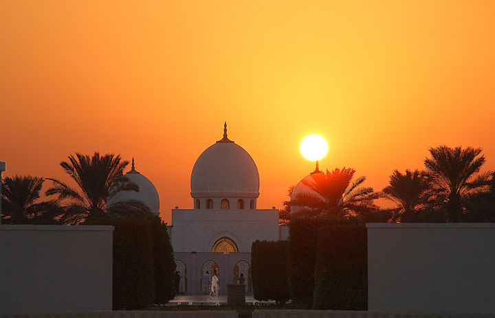 Photography titled "Abou Dhabi- Mosquée…" by Michel Hervo, Original Artwork