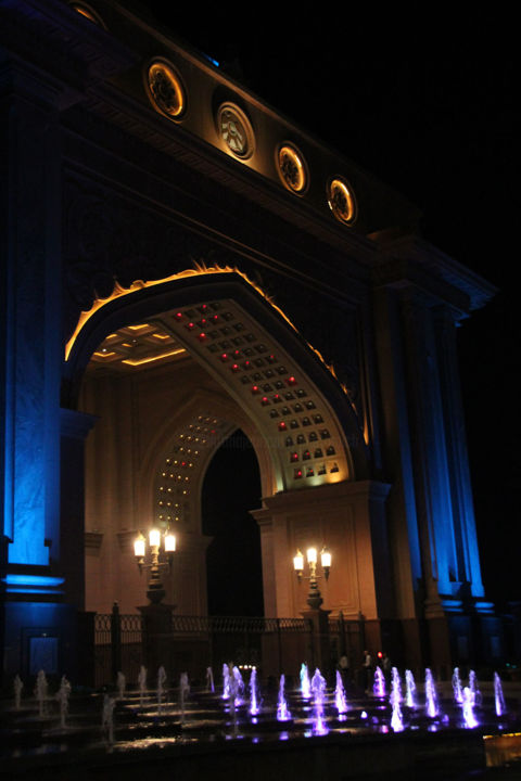 Fotografia zatytułowany „Abou Dhabi by night…” autorstwa Michel Hervo, Oryginalna praca