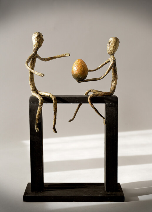 Sculpture intitulée ""Partagez ce qui es…" par Picrate, Œuvre d'art originale, Métaux