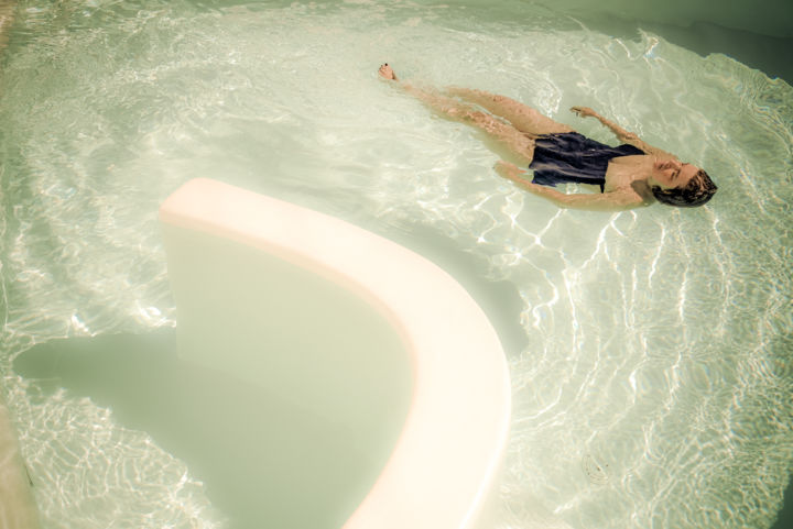 Photographie intitulée "Floating" par Pierre Duquoc, Œuvre d'art originale, Photographie numérique