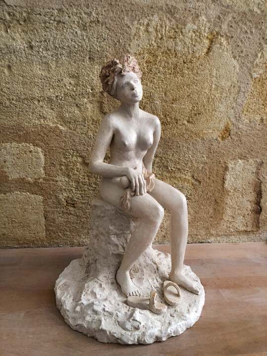 Sculpture titled "BAIGNEUSE" by Pierre Florence, Original Artwork, Terra cotta
