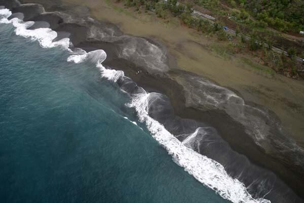 「Plage de lEtang-Salé」というタイトルの写真撮影 Pierre Mairéによって, オリジナルのアートワーク