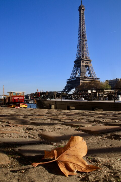 Photography titled "Paris, Tour Eiffel,…" by Pierre-Yves Rospabé, Original Artwork, Digital Photography