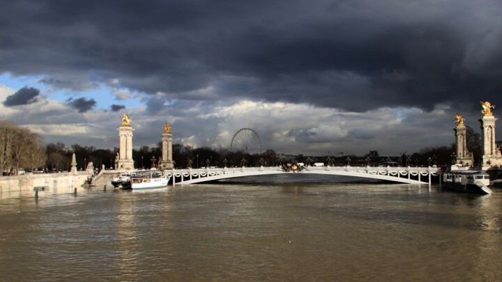 Photographie intitulée "Pont Alexandre III" par Pierre-Yves Rospabé, Œuvre d'art originale, Photographie numérique