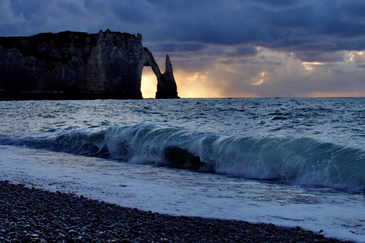 Photography titled "Etretat, au couchant" by Pierre-Yves Rospabé, Original Artwork, Digital Photography