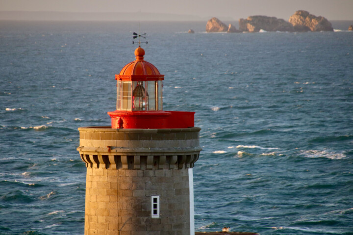 Photographie intitulée "Phare du Minou, Rad…" par Pierre-Yves Rospabé, Œuvre d'art originale, Photographie numérique