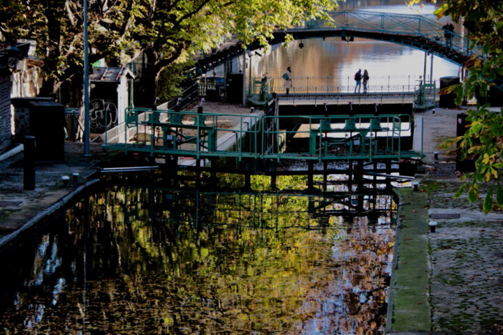 Photographie intitulée "Paris, Automne, Can…" par Pierre-Yves Rospabé, Œuvre d'art originale, Photographie numérique