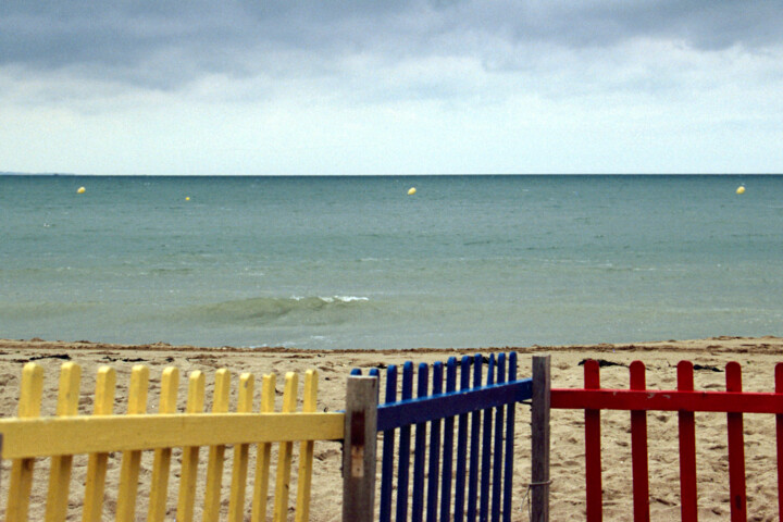 Fotografie getiteld "Plage de Jullouvill…" door Pierre-Yves Rospabé, Origineel Kunstwerk, Film fotografie