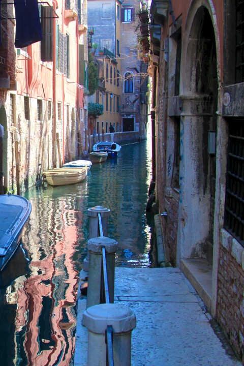 Photography titled "Venise, Canal, refl…" by Pierre-Yves Rospabé, Original Artwork, Digital Photography