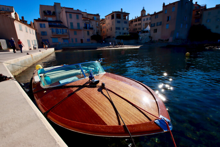 Photographie intitulée "Saint-Tropez, la Po…" par Pierre-Yves Rospabé, Œuvre d'art originale, Photographie non manipulée