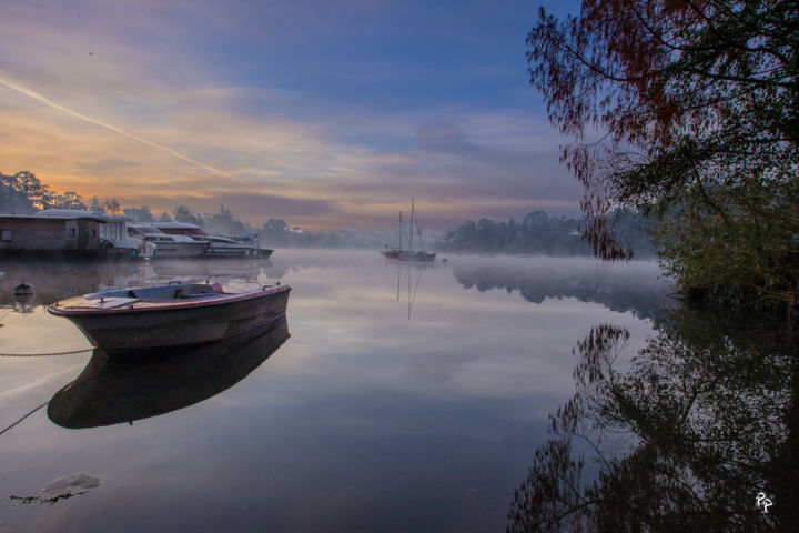 Фотография под названием "Petit matin" - Pierre Boisliveau, Подлинное произведение искусства, Пленочная фотография