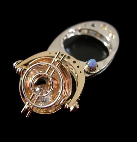 Design getiteld "The Enchantment Ring" door Claudio Pino, Origineel Kunstwerk