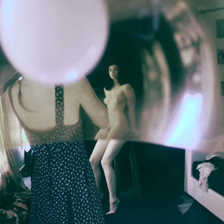 Photography titled "Balls & Girls" by Patrick Jannin, Original Artwork, Digital Photography