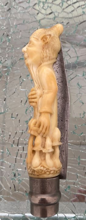 Sculpture titled "Sagesse" by Didier Pouzol, Original Artwork, Bone