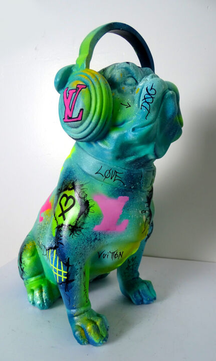 Sculpture Bulldog Louis Vuitton Graffiti, Sculpture by Priscilla Vettese