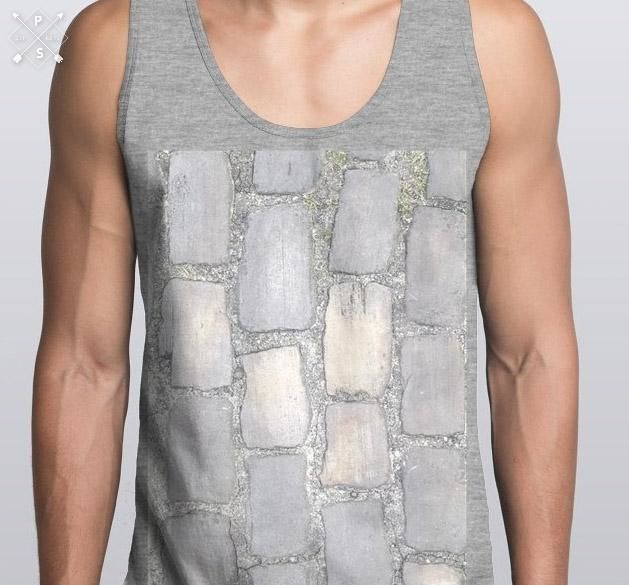 Art textile intitulée "t shirt stones" par Action And Attraction, Œuvre d'art originale, Tissu