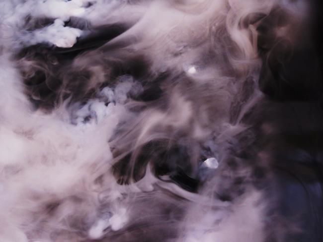 Фотография под названием "Dry Ice 1f" - Matthew Quain, Подлинное произведение искусства