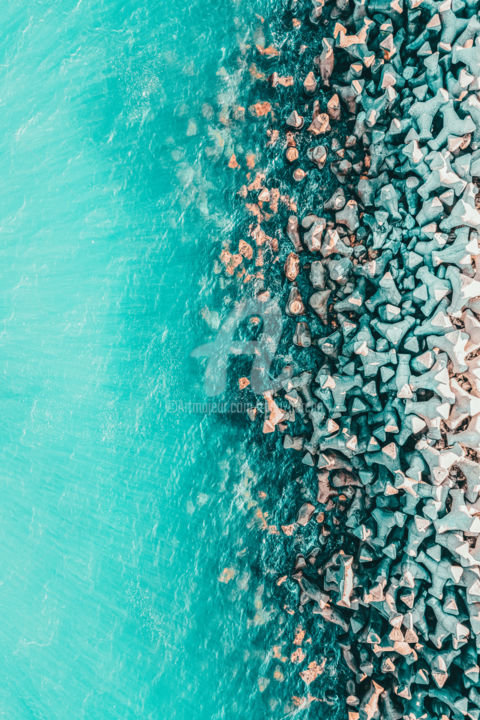 Fotografie mit dem Titel "Blue Sea, Rocks And…" von Radu Bercan, Original-Kunstwerk, Digitale Fotografie
