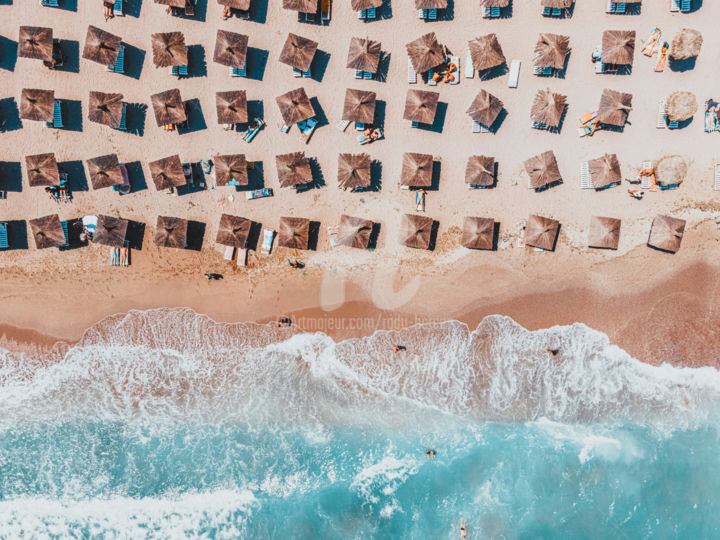 Photographie intitulée "Aerial Beach Print,…" par Radu Bercan, Œuvre d'art originale, Photographie numérique