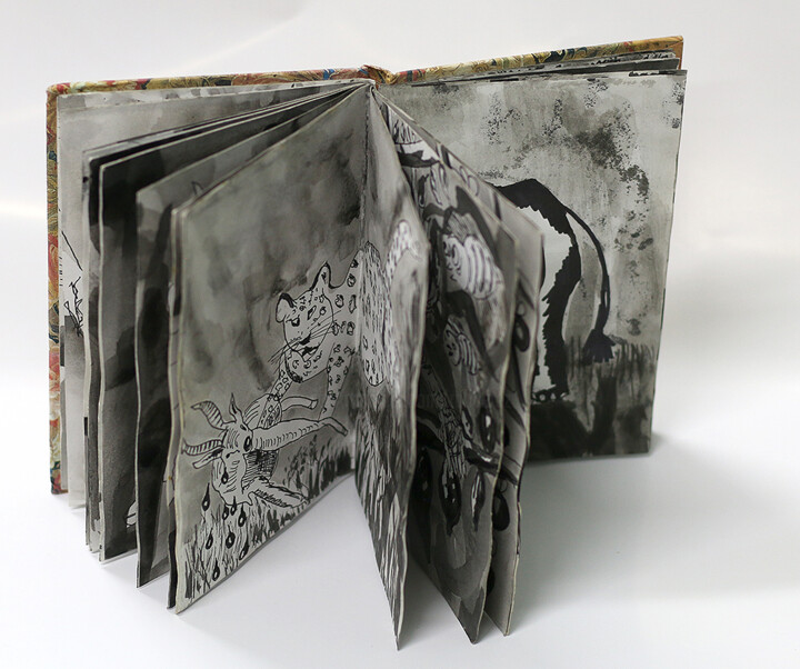 Disegno intitolato "artist book raphael…" da Raphael Perez, Opera d'arte originale, Biro