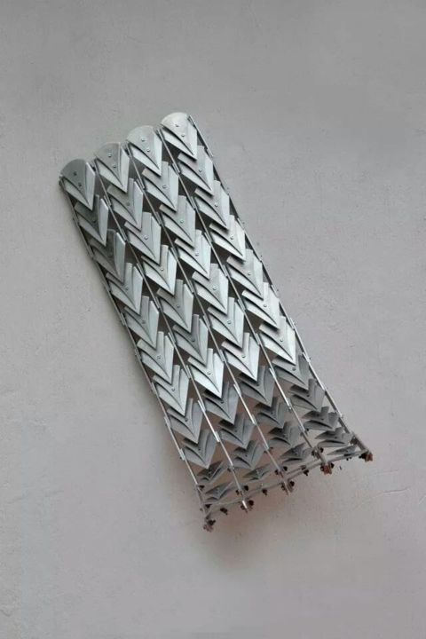Sculpture titled "tapiz 1-13" by Raquel Zoco, Original Artwork, Metals