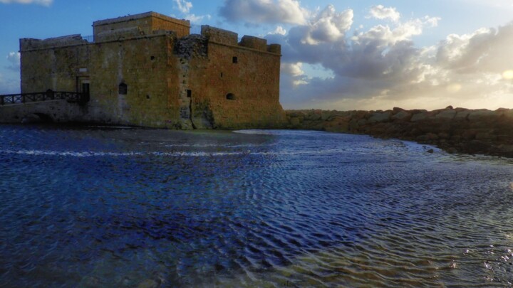Photography titled "Pafos castle" by Ravid Wolff, Original Artwork, Digital Photography