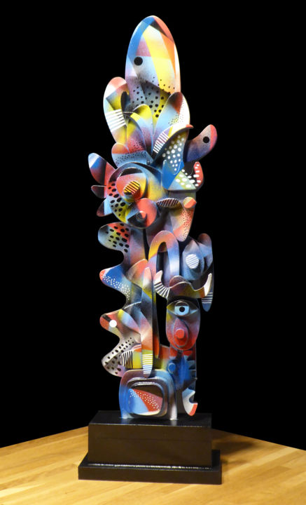 Sculpture titled "Totem 2" by Thierry Corpet (Raymond X), Original Artwork, Wood