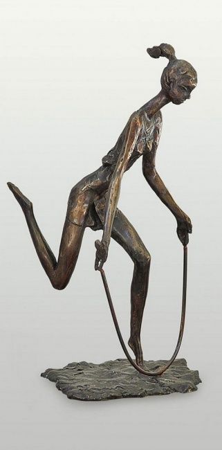 Skulptur mit dem Titel "Jumping Rope - Bron…" von Razia Gershon, Original-Kunstwerk