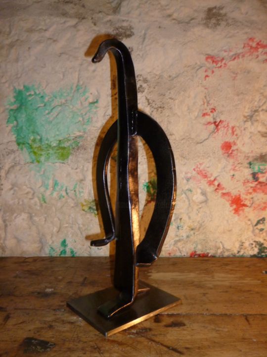 「LE PINGOUIN」というタイトルの彫刻 Leferailleur02によって, オリジナルのアートワーク, 金属