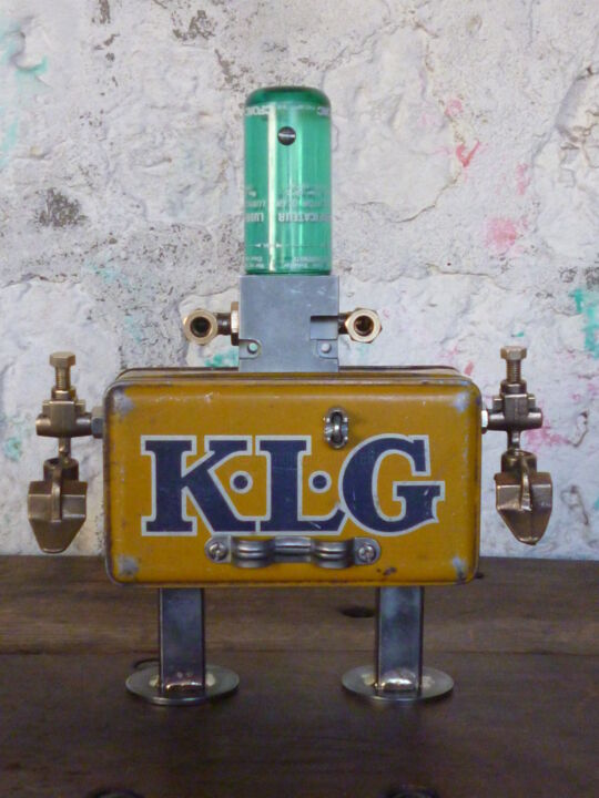 Design intitulée "K . L . G" par Leferailleur02, Œuvre d'art originale, Accessoires