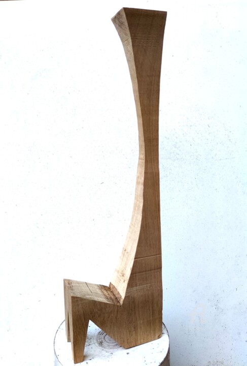 Scultura intitolato "The long proud girl" da Reiner Poser, Opera d'arte originale, Legno