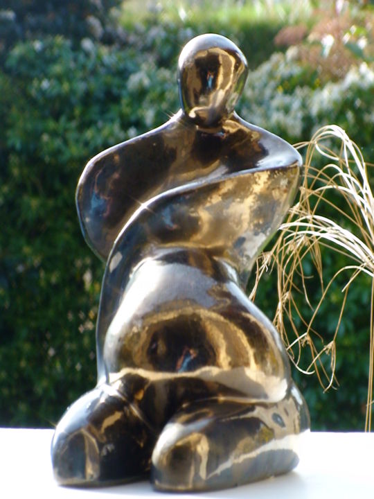 Sculpture titled "maternité 1" by Claude Reitz, Original Artwork