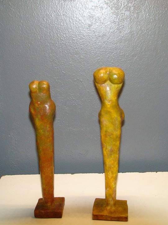 Sculpture titled "Déesse" by Claude Reitz, Original Artwork, Terra cotta