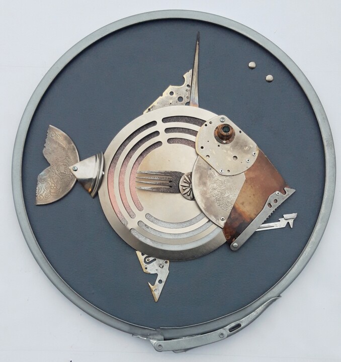 Malerei mit dem Titel "Fish 22/12" von Vladimiras Nikonovas, Original-Kunstwerk, Metalle Auf Holzplatte montiert