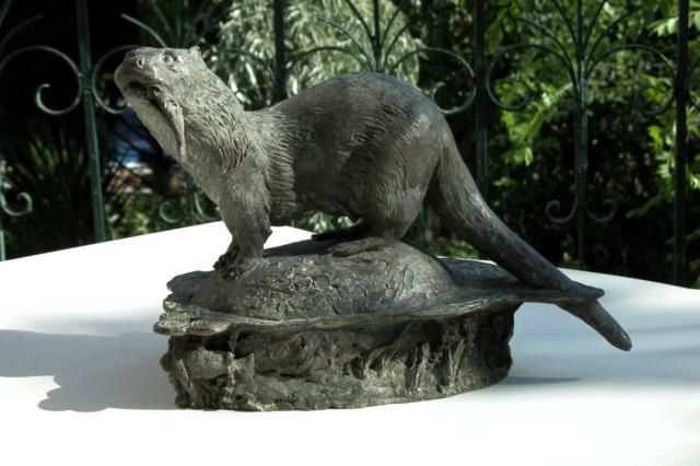 Sculpture intitulée "nutria" par Pedro Requejo Novoa, Œuvre d'art originale, Coulage