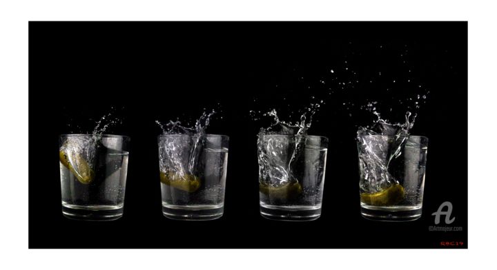 Grafika cyfrowa / sztuka generowana cyfrowo zatytułowany „Liquor-gets-in2-me.…” autorstwa Rice Bare, Oryginalna praca, Fotom…