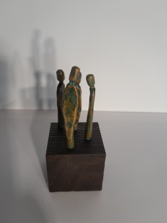 Sculptuur getiteld "Familie" door Richard Blaas, Origineel Kunstwerk, Gietwerk
