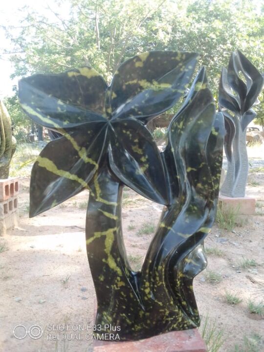 Sculpture titled "Polygamist Flower" by Richard Mupumha, Original Artwork, Stone