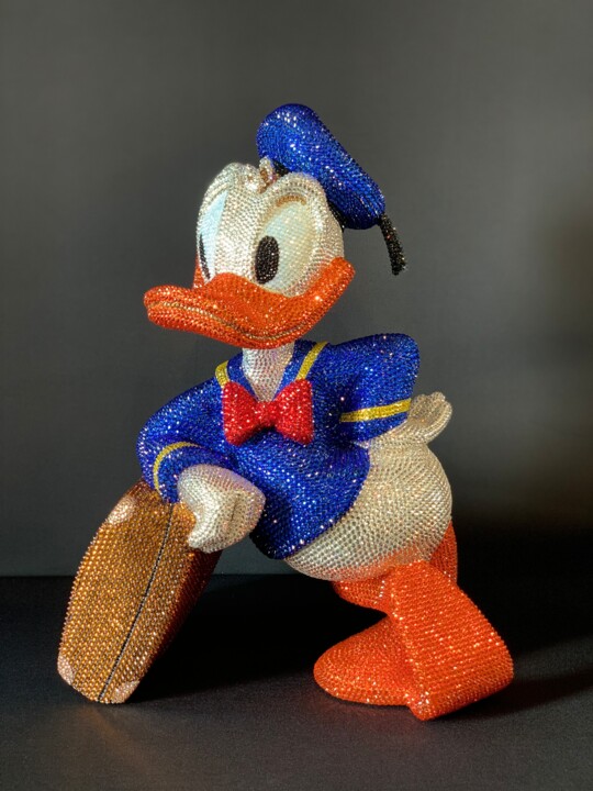 Sculpture intitulée "Donald Duck Sculptu…" par Rijon, Œuvre d'art originale, Carton