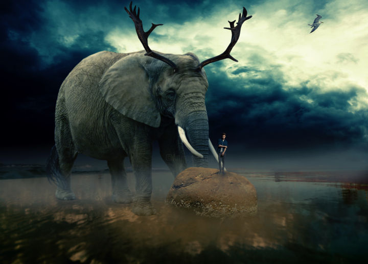 Digitale Kunst mit dem Titel "The Elephant Deer" von Riss, Original-Kunstwerk, Fotomontage