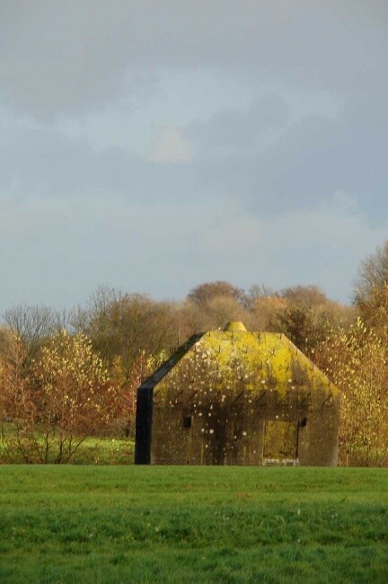 Fotografie mit dem Titel "Dutch bunker" von Rob Arbouw, Original-Kunstwerk