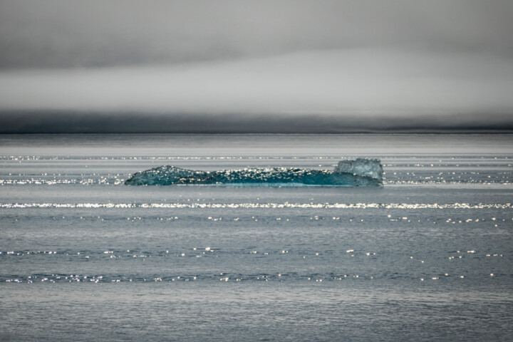 Photographie intitulée "Glacier's Remnant" par Robbi Ling Montgomery, Œuvre d'art originale, Photographie numérique