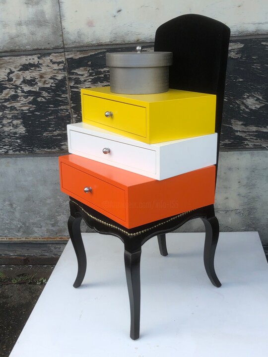 Design intitolato "Hatbox" da Robert Van Den Herik, Opera d'arte originale, Mobili