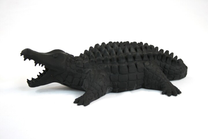 Sculpture titled "Crocodile" by Roberto Barbuti, Original Artwork, Terra cotta